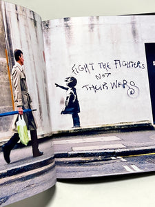 [BANKSY]. Banksy Captured by Steve Lazarides. Vol. 1.