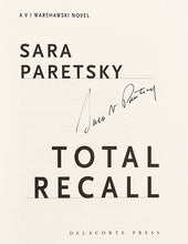 Load image into Gallery viewer, PARETSKY, Sara. Total Recall. A V.I. Warshawski Novel.