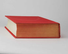 Load image into Gallery viewer, PYNCHON, Thomas. Gravity's Rainbow.