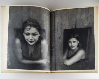 CARTIER-BRESSON, Henri. Images à la Sauvette.