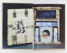 Load image into Gallery viewer, CORNELL, Joseph; Jonathan Safran FOER ( editor ). A Convergence of Birds.