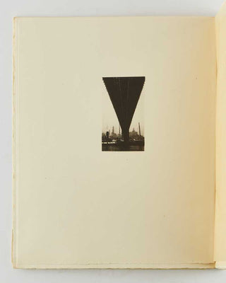 CRANE, Hart; Walker EVANS ( photographs ). The Bridge: A Poem. [[bmid:2121209c]]