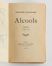 Load image into Gallery viewer, APOLLINAIRE, Guillaume. Alcools. Poèmes (1898–1913).