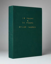 Load image into Gallery viewer, THOMAS, Dylan 18 Poems. London [ The Favil Press for ] The Sunday Referee and The Parton Bookshop. 1934. [ with ] THOMAS, Dylan. Twenty-Five Poems.