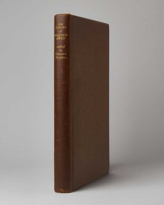 OWEN, Wilfred; Edmund BLUNDEN ( editor ). The Poems of Wilfred Owen: A New Edition, Including Many Pieces Now First Published, and Notices of His Life and Work, by Edmund Blunden. London: Chatto & Windus. 1931. [ with :] COHEN, Joseph, Owen Agonistes. […