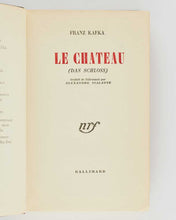 Load image into Gallery viewer, KAFKA, Franz; Alexandre VIALATTE ( translator ). Le Château (Das Schloss). Traduit de l’allemand …