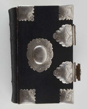 Load image into Gallery viewer, [HYMNAL; Johann Andreas CRAMER (editor).] Allgemeines Gesangbuch, auf königlichen allergnädigsten Befehl zum öffentlichen und häuslichen Gebrauche in den Gemeinen des Herzogthums Schleswig, des Herzogthums Hollstein, der Herrschaft Pinneberg, der Stadt A…