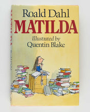 Load image into Gallery viewer, DAHL, Roald; Quentin BLAKE ( illustrator ). Matilda.