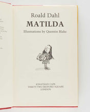Load image into Gallery viewer, DAHL, Roald; Quentin BLAKE ( illustrator ). Matilda.