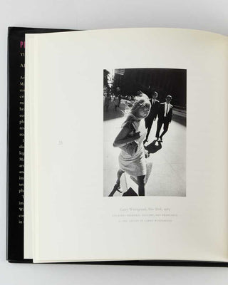 MAPPLETHORPE, Robert; Arthur C. DANTO (text). Playing with the Edge. The Photographic Achievement of Robert Mapplethorpe. [[bmid:2125384e]]