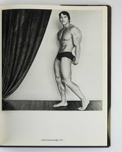 Load image into Gallery viewer, MAPPLETHORPE, Robert; Susan SONTAG ( introduction ). Certain People: A Book of Portraits.