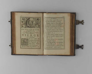 DUVAL, N[icolas]. Nouvelles heures gravées au burin, dédiées au Roy. [[bmid:2126701i]]